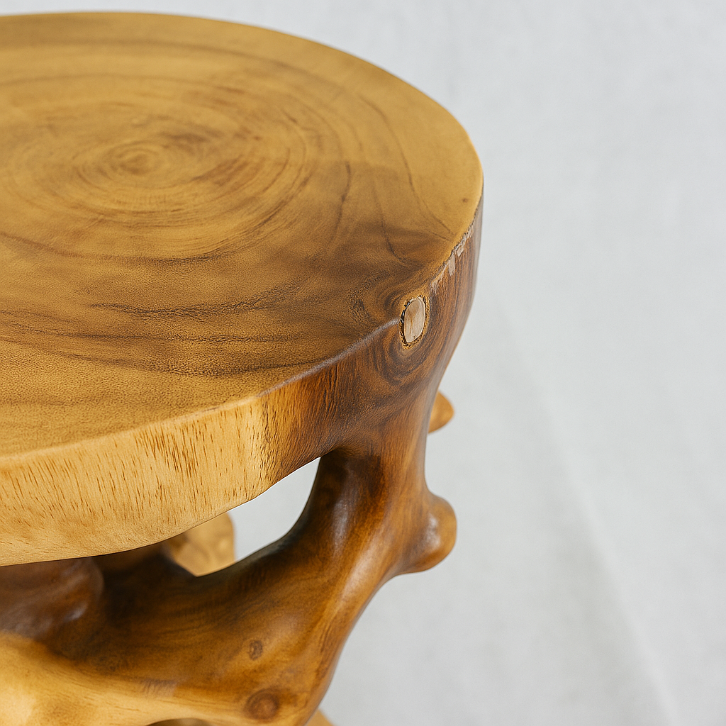 Massivholz vs. Furnier – worin liegt der Unterschied?