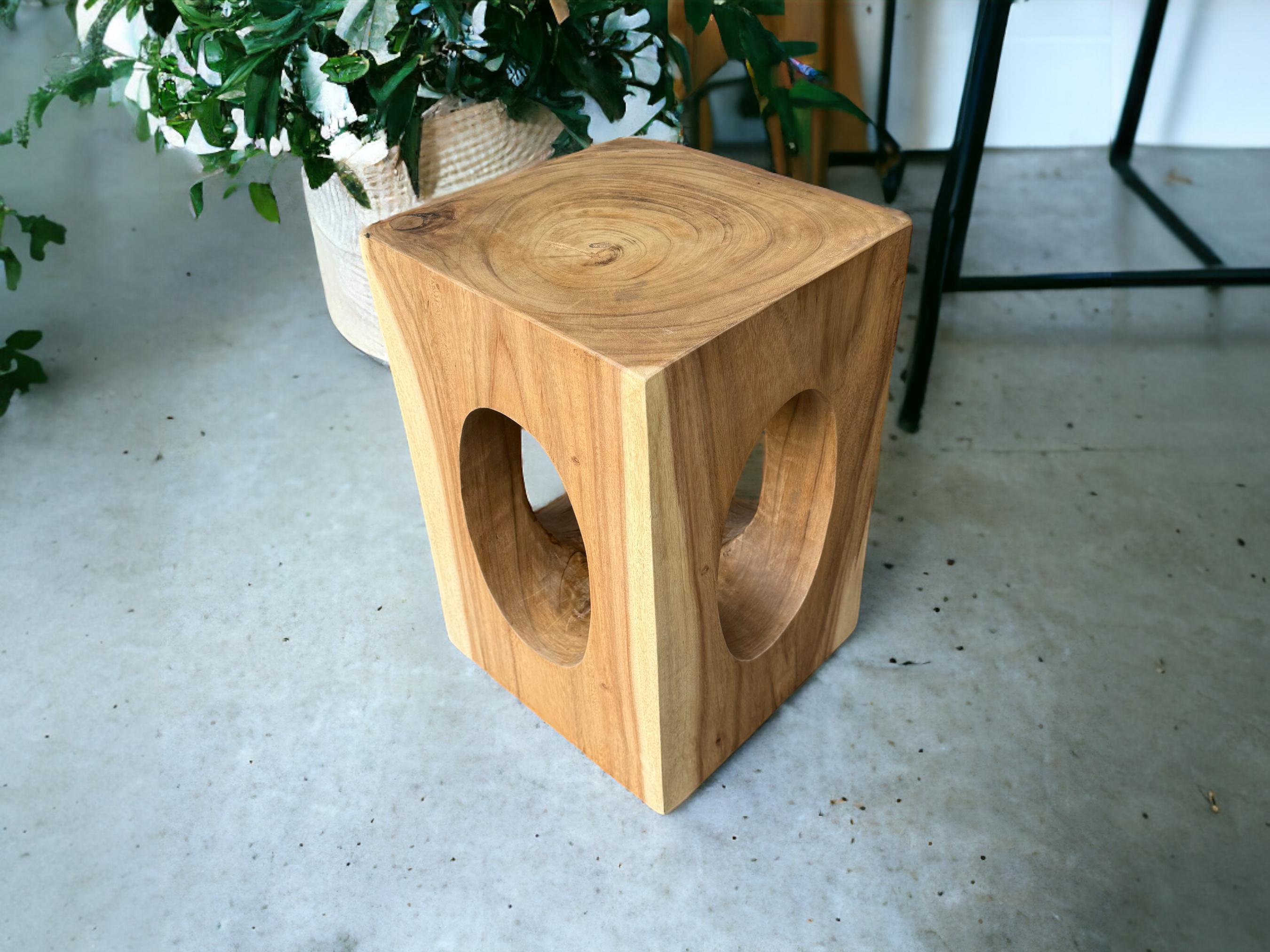 Table d'appoint en bois – table basse tabouret à fleurs – fait main – carrée avec col en O en bois de suar – 45x30x30 cm