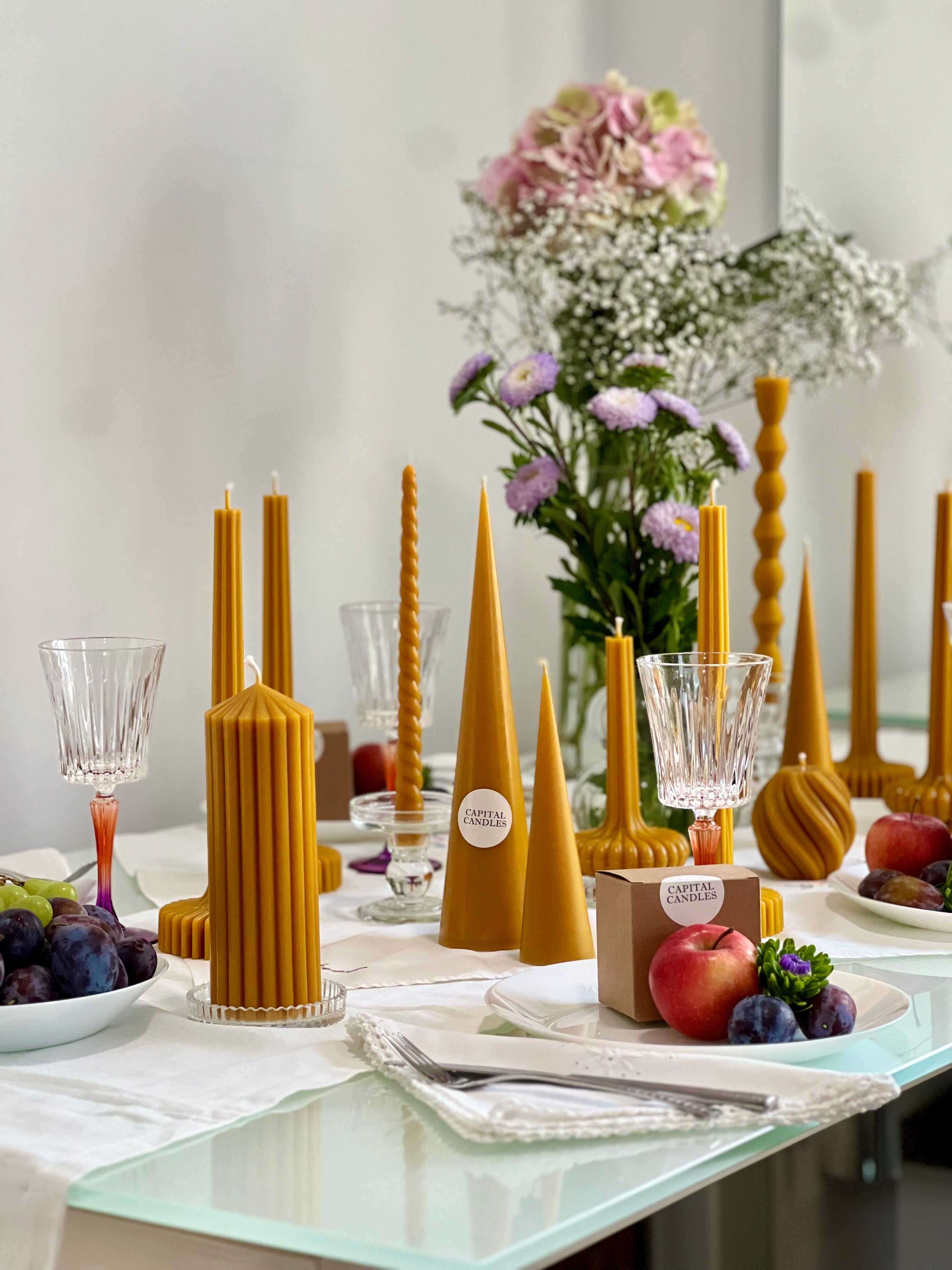 Beeswax Candle ROM – Original Beeswax – Hand-poured – For Living Rooms & Decoration – Set of 4