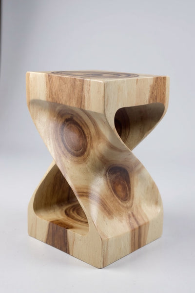 Holzhocker - Beistelltisch Blumenhocker Ablagetisch - Unikat Handgefertigt  - Gedreht aus massivem Samanholz - 50x28x28 cm