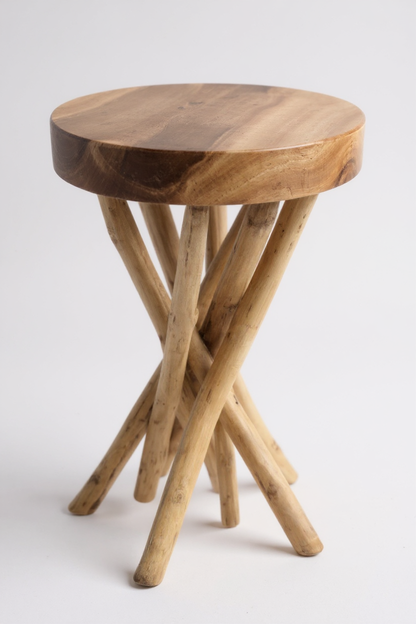 Table d'appoint en bois – table basse tabouret en bois – fait main – ramifié en bois de suar et de teck – 50x28x28 cm