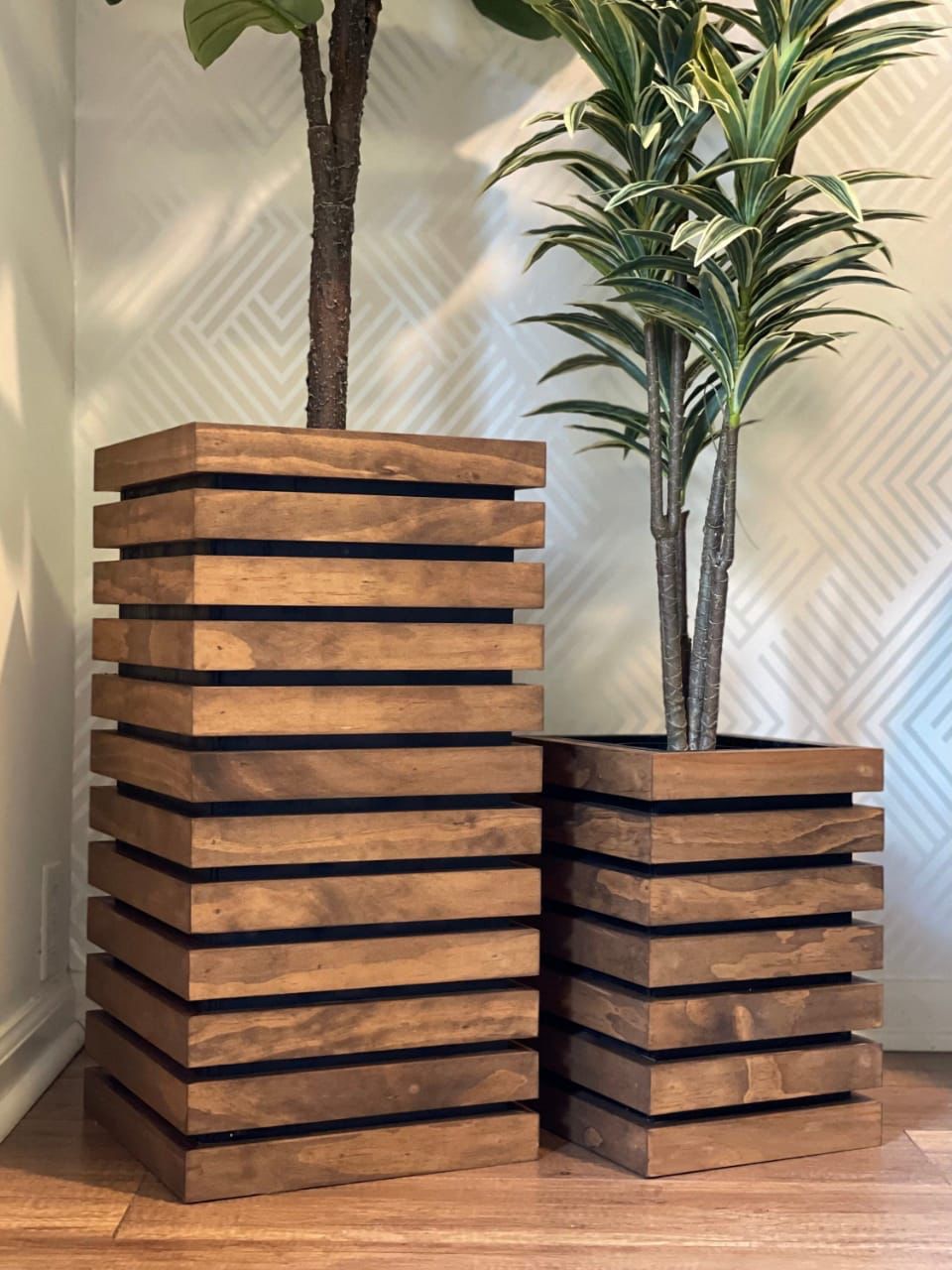 Wooden flower box – flower pot balcony box planter – handmade – modern with wooden slats