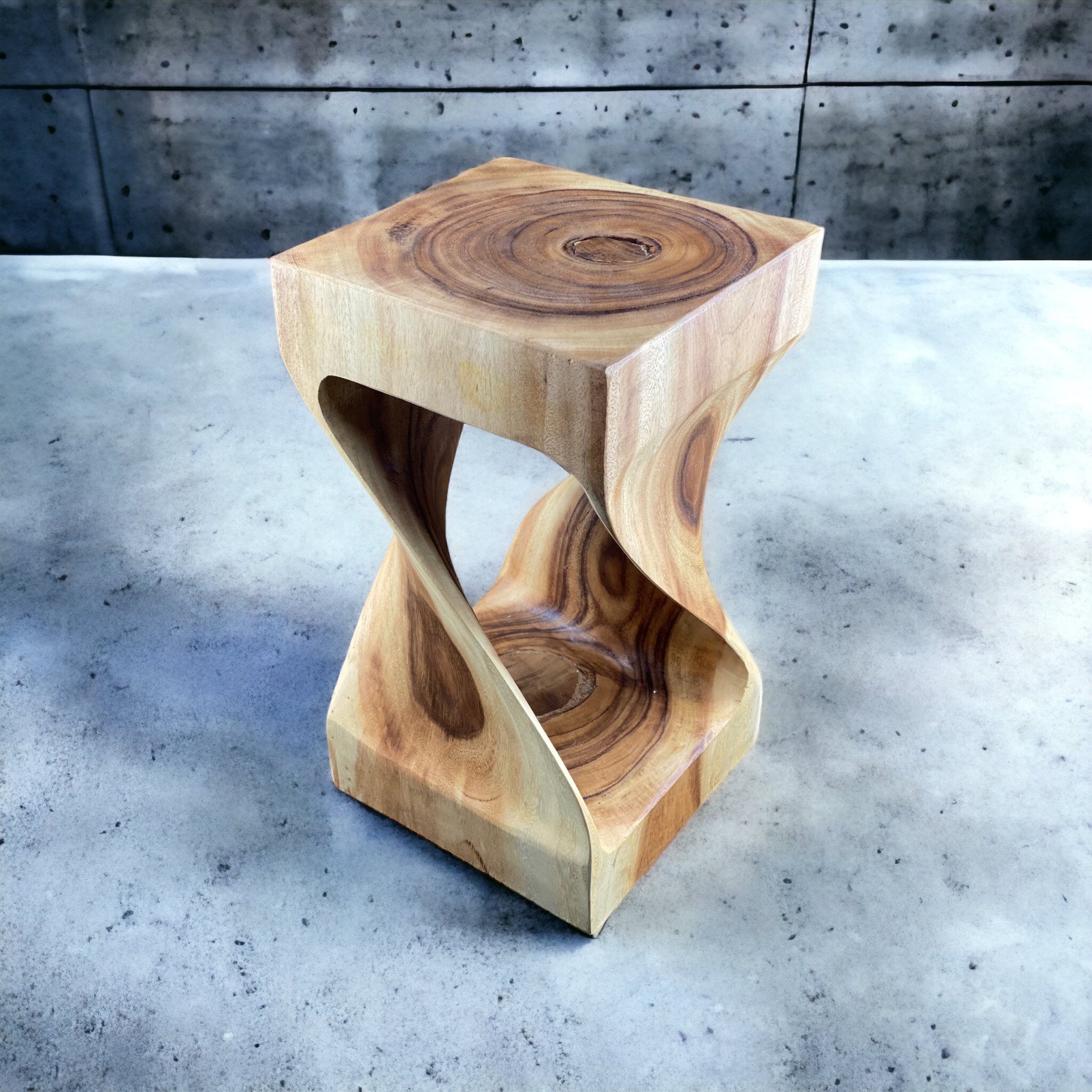 Tabouret en bois - table d'appoint, tabouret à fleurs, table de rangement - unique, fait main - tourné en bois massif de Saman - 50x28x28 cm