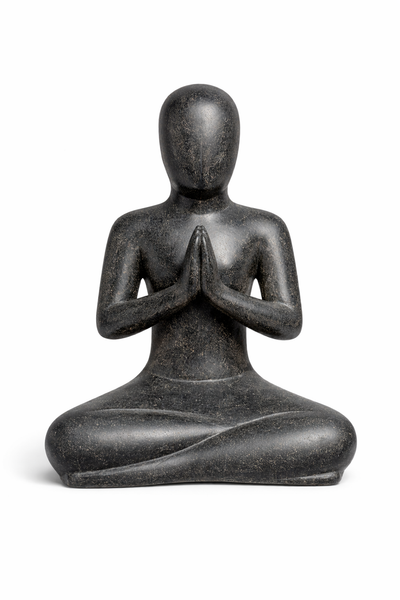 Yoga Figur sitzend Namaste – Wohnzimmer Studio Regal Deko – Wetterfest – Steinoptik Meditation Skulptur schwarz – in 3 Größen