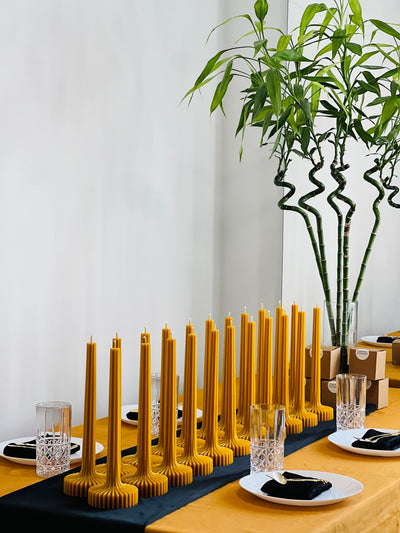 Beeswax candle BERLIN – Original beeswax – Hand-poured – For living rooms &amp; decoration – 2 sizes