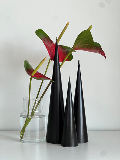 Beeswax candle ISTANBUL – Black – Hand-poured – For living rooms &amp; decoration – 3 sizes