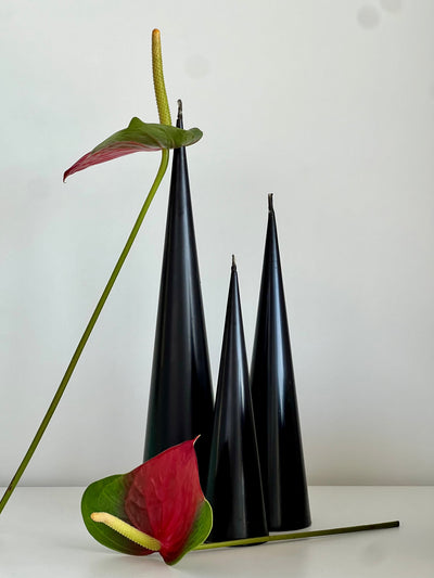 Beeswax candle ISTANBUL – Black – Hand-poured – For living rooms &amp; decoration – 3 sizes