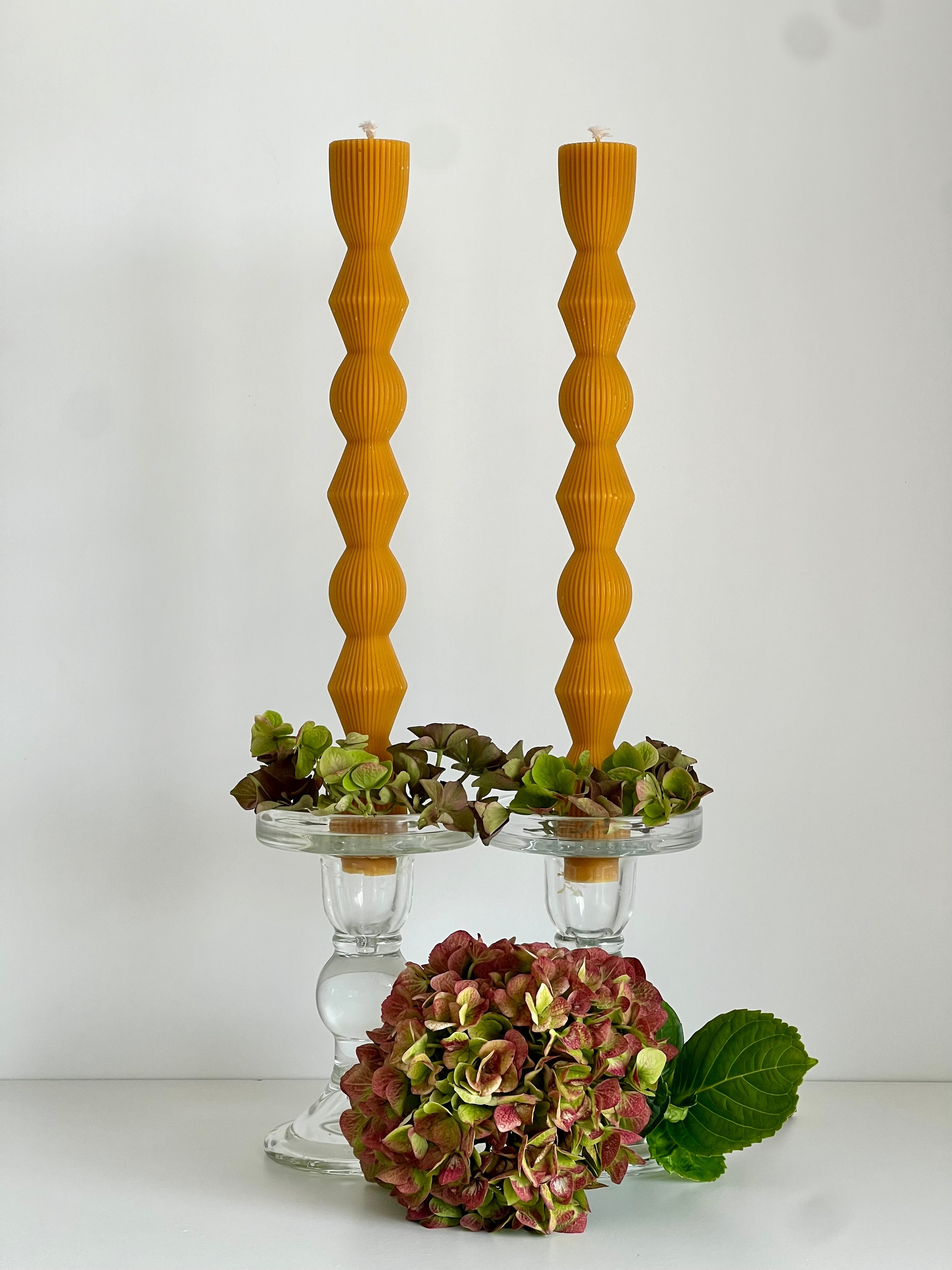 Beeswax Candle MADRID – Original Beeswax – Hand-poured – For Living Rooms &amp; Decoration – 2x or 4x Set