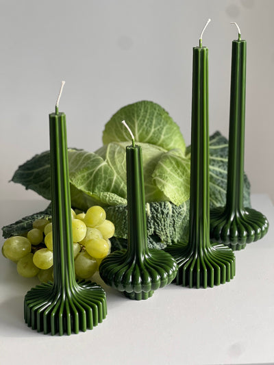 Beeswax candle BERLIN – Green – Hand-poured – For living rooms &amp; decoration – 2 sizes