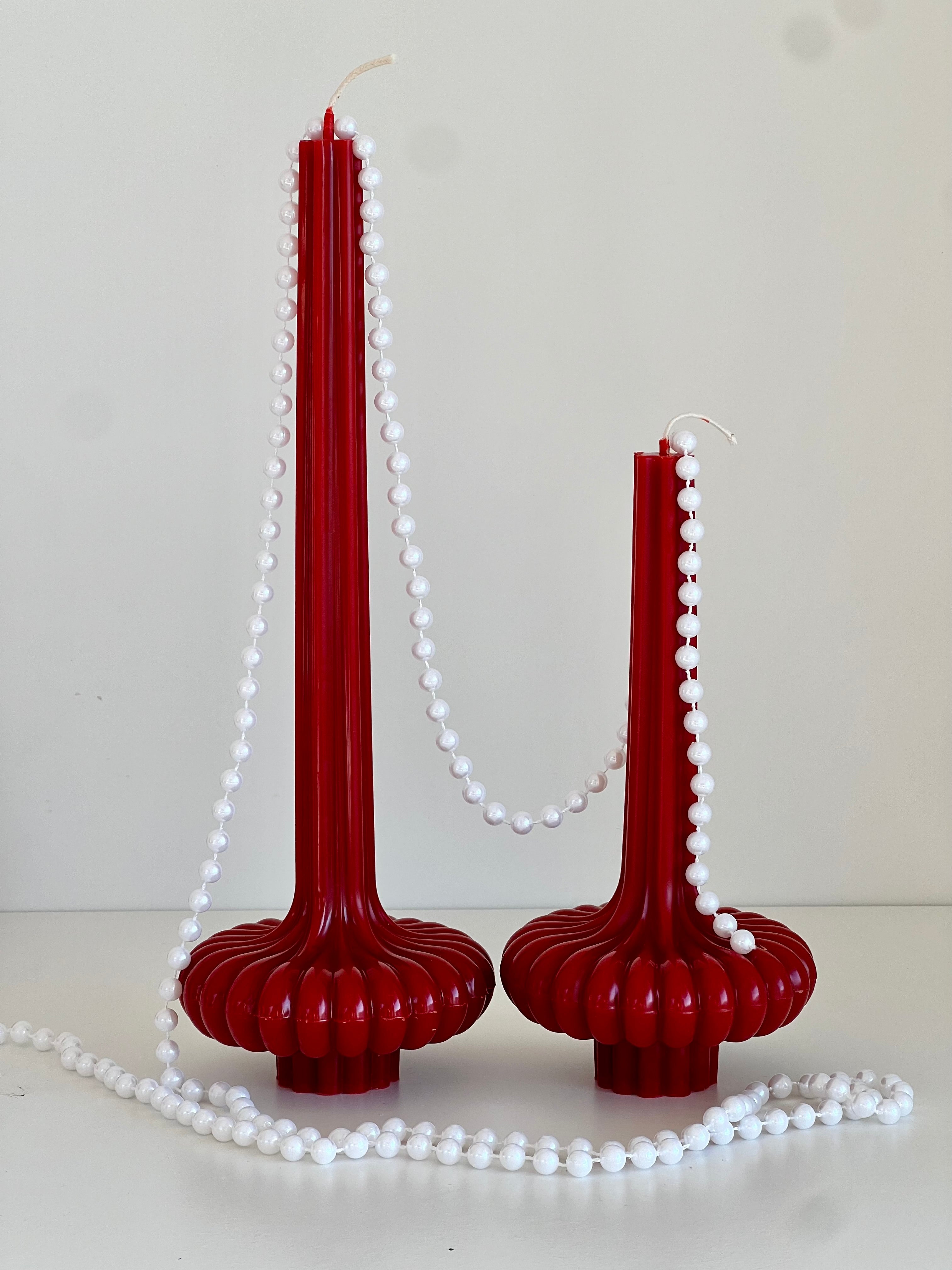 Beeswax candle PARIS – Red – Hand-poured – For living rooms &amp; decoration – 2 sizes