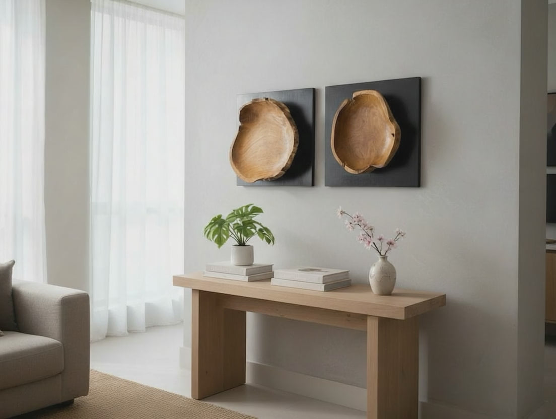 Wanddekoration aus Teakholz auf schwarzer Holzplatte – handgefertigtes Massivholz Unikat - moderne Naturholz Wandkunst - 40x40x10 cm